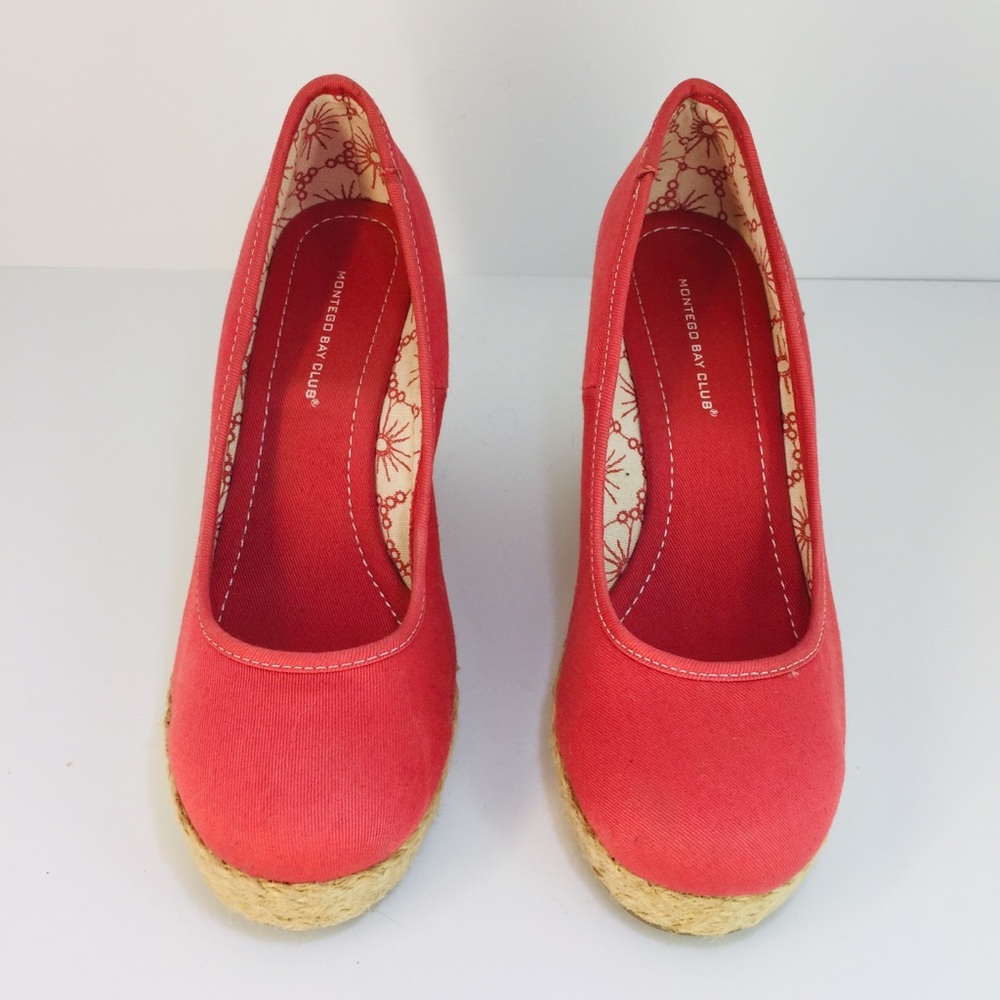 MONTEGO BAY CLUB PINK WEDGE SIZE 6 1/2”